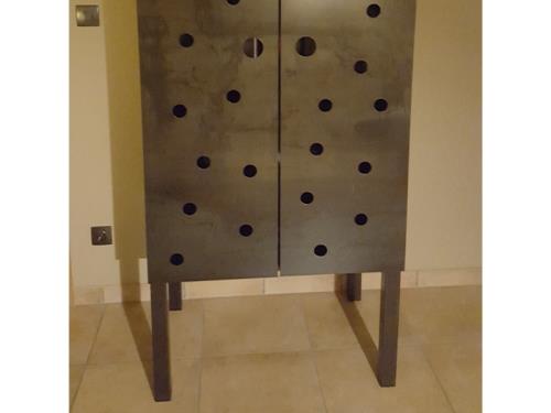 Armoire en acier